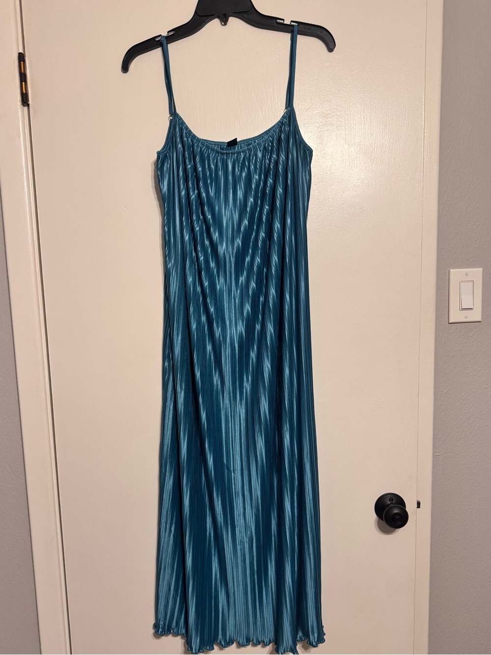 Blue slinky dress. Medium. Adjustable straps